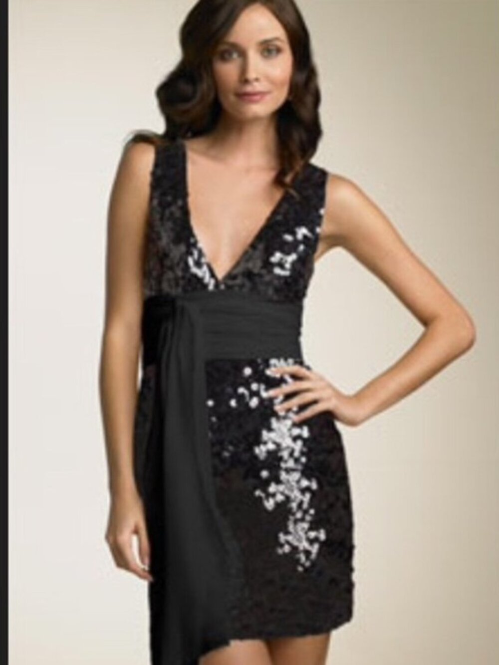 BCBG MAX AZRIA Sequin Cocktail Party Dress Women's Small Black Sleeveless EUC